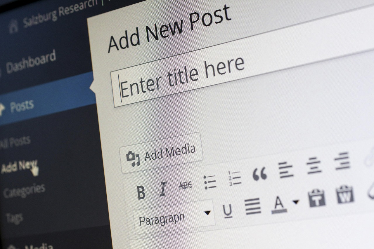 blogging for profit in 2025